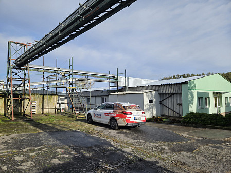 Výměna střešní krytiny na třídírně vajec na farmě Ratíškovice